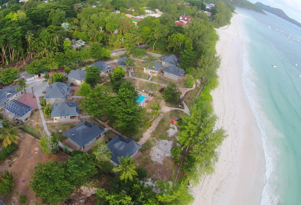 Hotel Cote D Or Footprints à Anse Volbert Village Extérieur photo